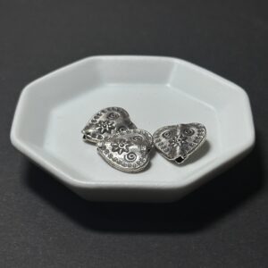 泰國清邁手工銀配件｜雙面雕花心形片狀通孔珠 1入｜串珠材料