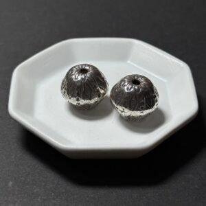 泰國清邁手工銀配件｜飛碟形複雜雕花通孔珠 1入｜串珠材料