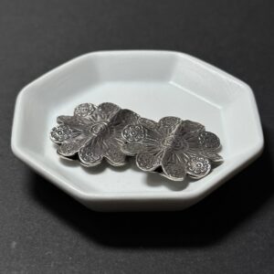 泰國清邁手工銀配件｜片狀花形雕花通孔珠 1入｜串珠材料