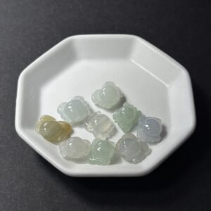 天然翡翠配件｜冰糯翡翠螃蟹 5x8x10mm 1粒｜串珠材料