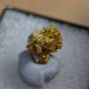 自然金 C26 native gold 中國陝西漢中郭鎮
