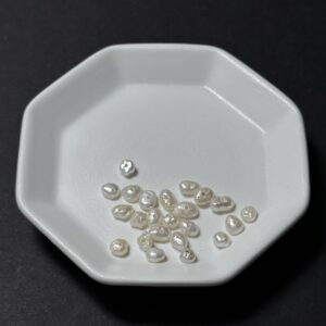 天然淡水珍珠配件｜通孔 暖白疊打扁隔珠 3mm 1粒｜串珠材料