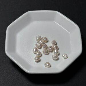 天然淡水珍珠配件｜通孔 奶金疊打扁隔珠 3mm 1粒｜串珠材料