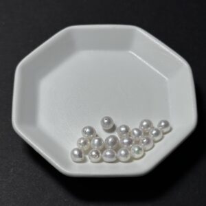 天然淡水珍珠配件｜通孔 極光亮白胖水滴珠 5mm 1粒｜串珠材料