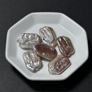 天然淡水珍珠配件｜通孔 炫彩紫玫光扁方片珍珠 14mm 1粒｜串珠材料
