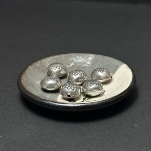 泰國清邁手工銀配件｜方圓扁花紋通孔珠 1入｜串珠材料